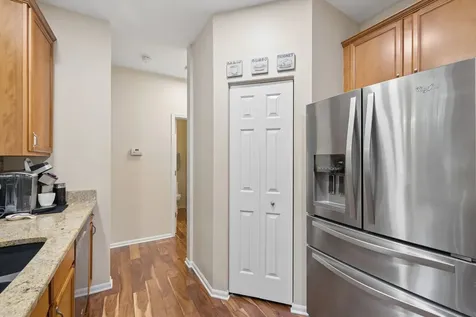 1039 Silver Hill Circle Joliet IL 60432