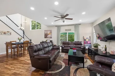 1039 Silver Hill Circle Joliet IL 60432
