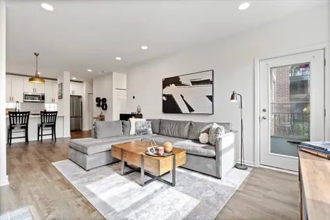 1245 North Orleans Street Chicago IL 60610