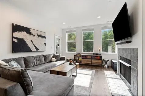1245 North Orleans Street Chicago IL 60610