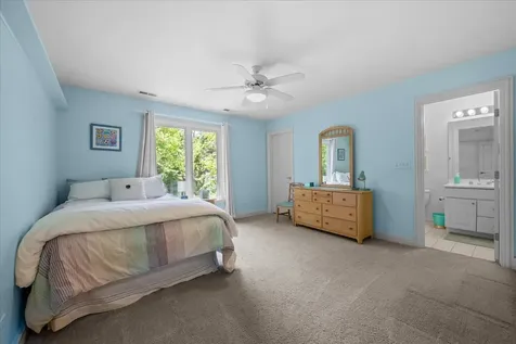 2211 Schiller Avenue Wilmette IL 60091