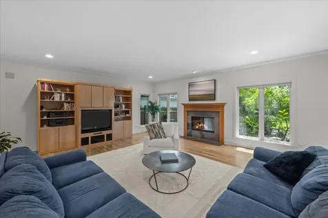 2211 Schiller Avenue Wilmette IL 60091