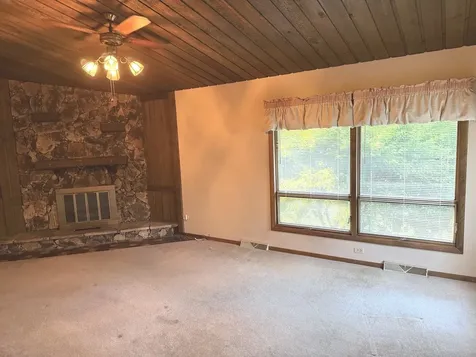 32W717 Hecker Drive Dundee IL 60118