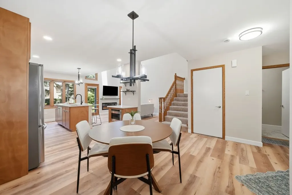11304 Brook Crossing Court Orland Park IL 60467