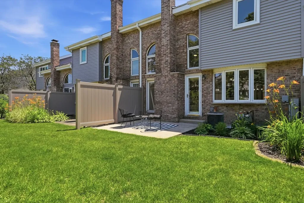 11304 Brook Crossing Court Orland Park IL 60467