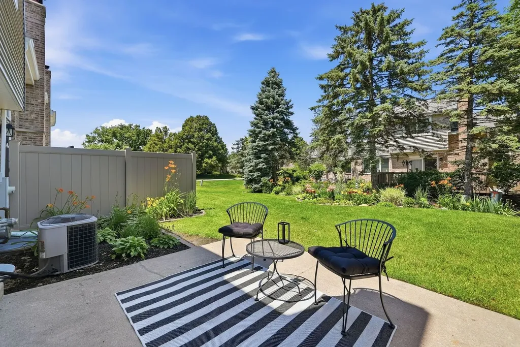 11304 Brook Crossing Court Orland Park IL 60467