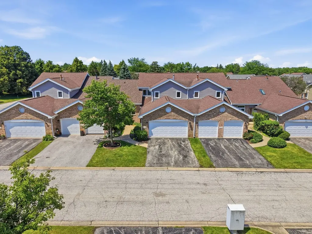 11304 Brook Crossing Court Orland Park IL 60467