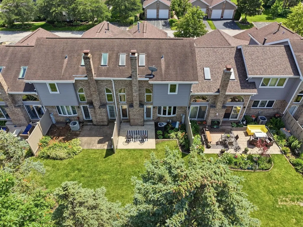 11304 Brook Crossing Court Orland Park IL 60467