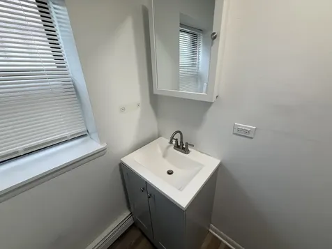 5858 South King Drive Chicago IL 60637
