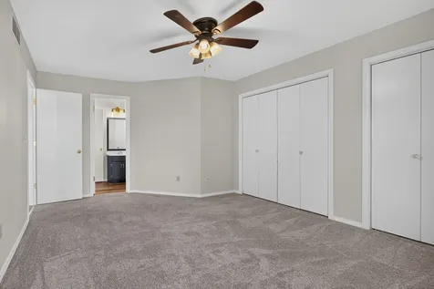 8 Rounds Road Bloomington IL 61704