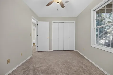 8 Rounds Road Bloomington IL 61704