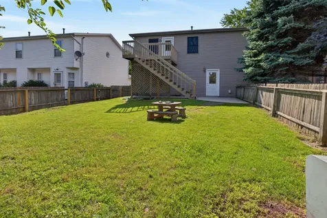 8 Rounds Road Bloomington IL 61704
