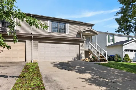 8 Rounds Road Bloomington IL 61704