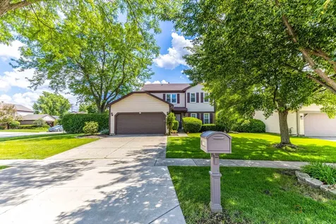 135 Newtown Drive Buffalo Grove IL 60089