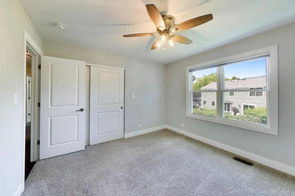 5502 Groveside Lane Rolling Meadows IL 60008