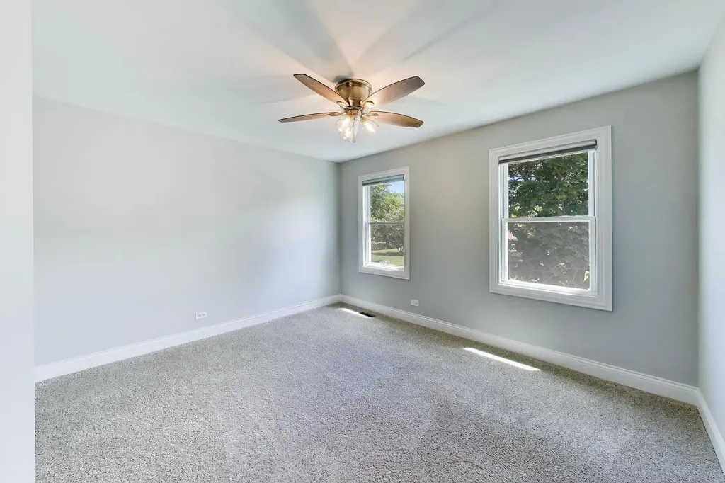 5502 Groveside Lane Rolling Meadows IL 60008