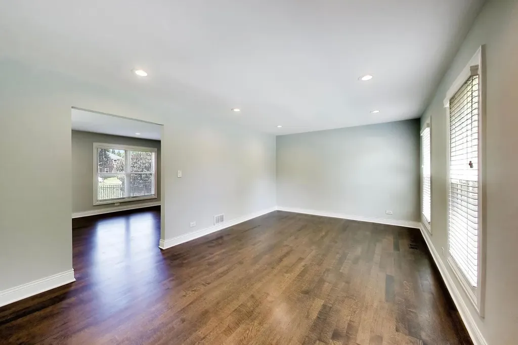 5502 Groveside Lane Rolling Meadows IL 60008