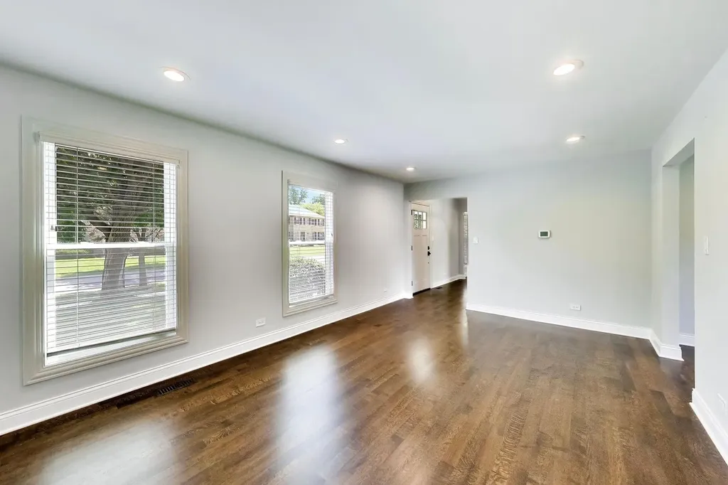 5502 Groveside Lane Rolling Meadows IL 60008