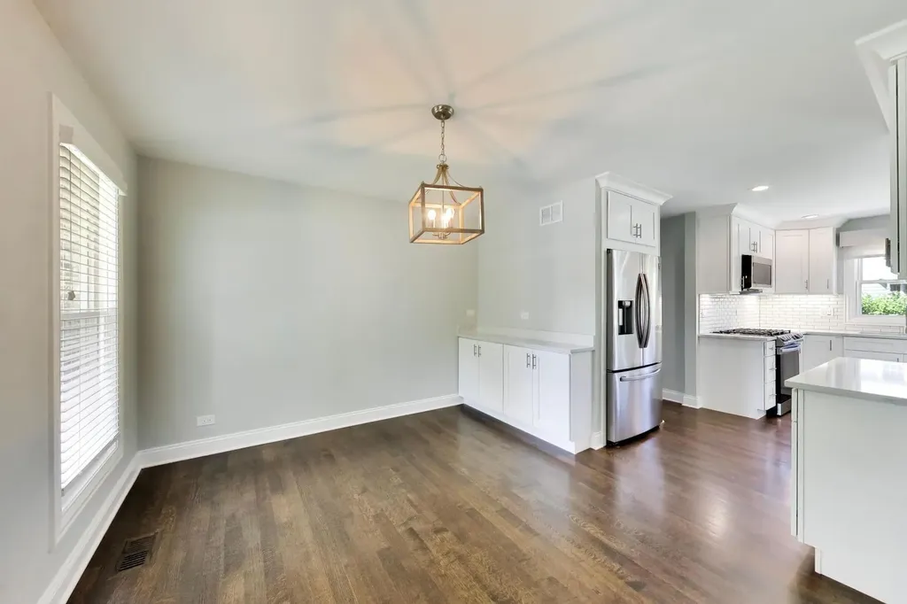 5502 Groveside Lane Rolling Meadows IL 60008