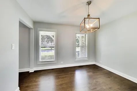 5502 Groveside Lane Rolling Meadows IL 60008