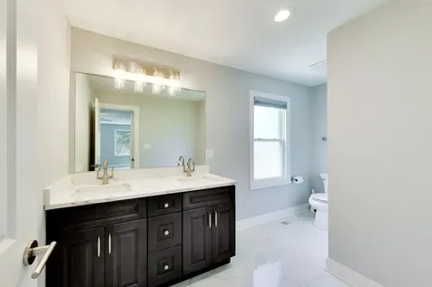 5502 Groveside Lane Rolling Meadows IL 60008