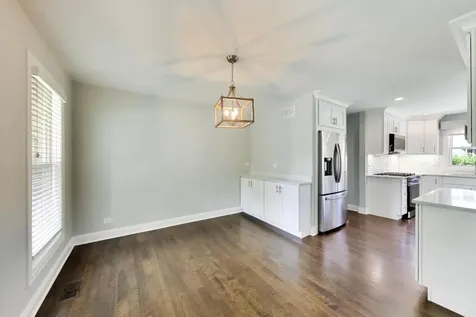 5502 Groveside Lane Rolling Meadows IL 60008