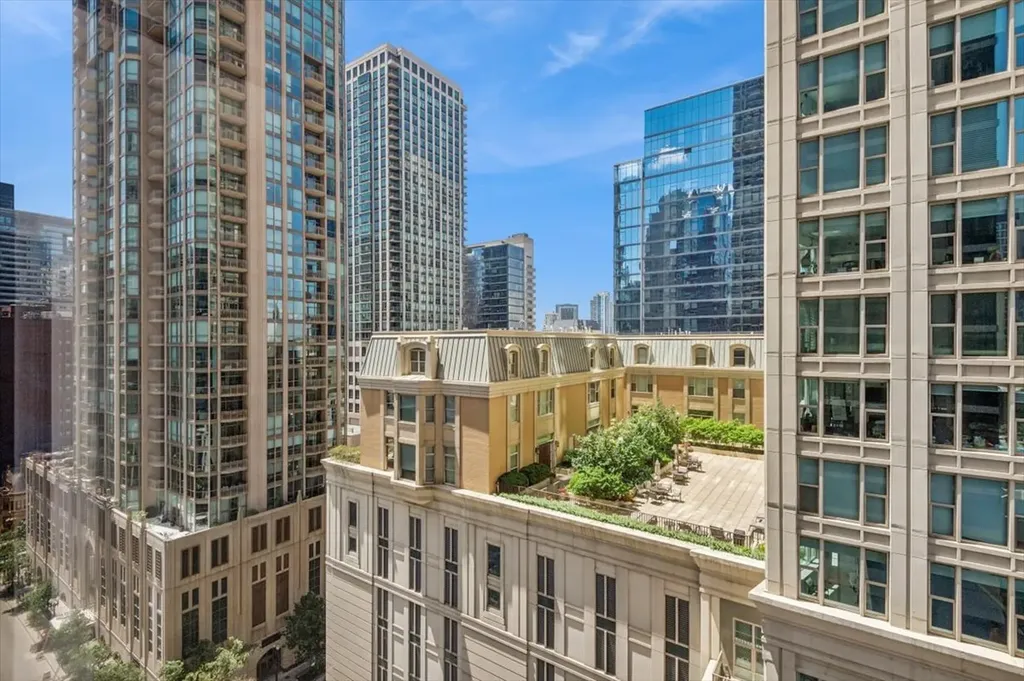 30 East Huron Street Chicago IL 60611