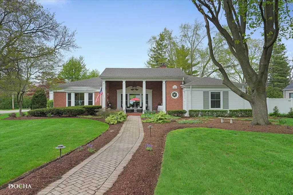 1421 Garfield Avenue Aurora IL 60506