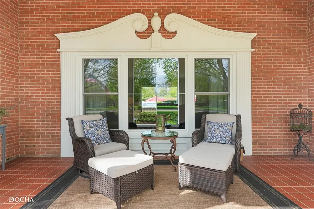 1421 Garfield Avenue Aurora IL 60506