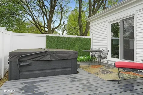 1421 Garfield Avenue Aurora IL 60506