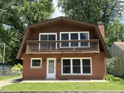 103 North Greenfield Avenue Crystal Lake IL 60014