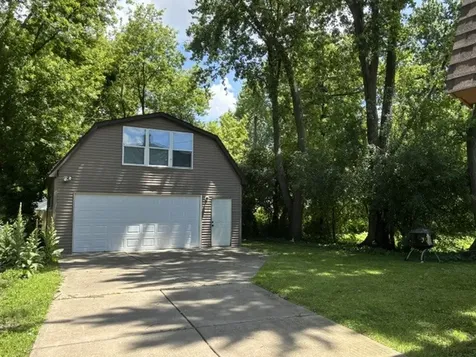 103 North Greenfield Avenue Crystal Lake IL 60014