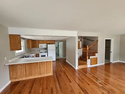103 North Greenfield Avenue Crystal Lake IL 60014