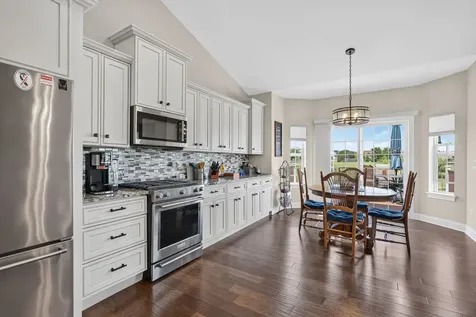 21325 Willow Pass Shorewood IL 60404