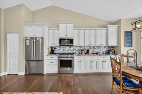 21325 Willow Pass Shorewood IL 60404