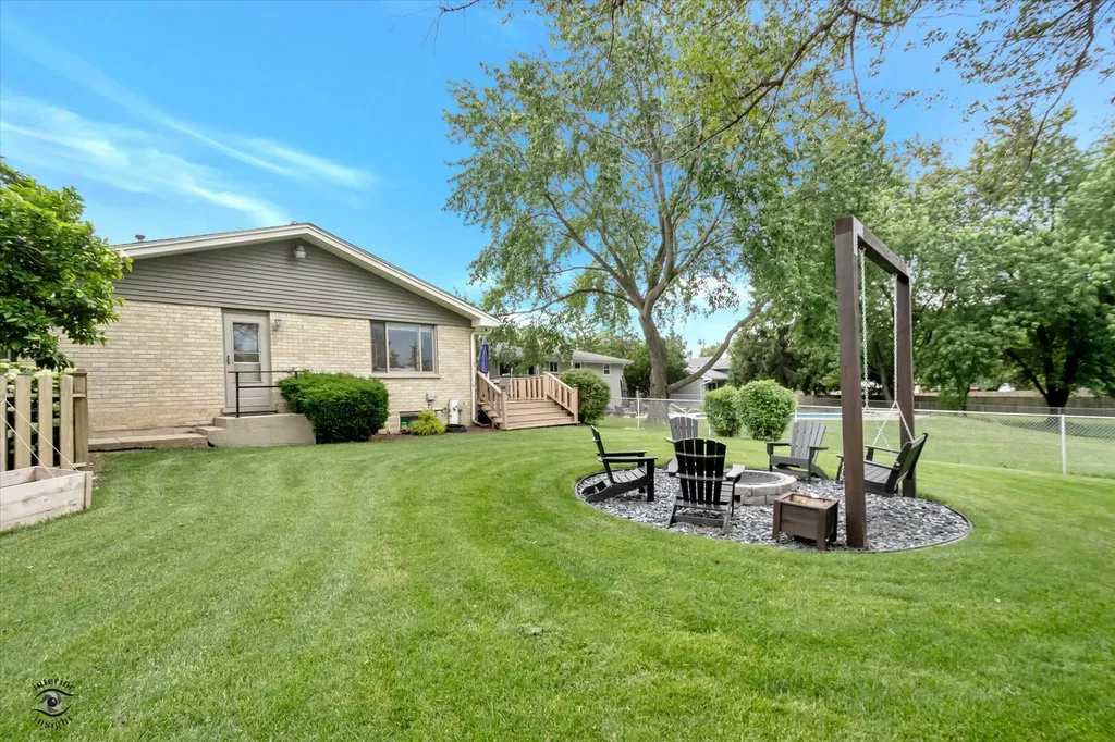 1013 Northern Drive Lockport IL 60441
