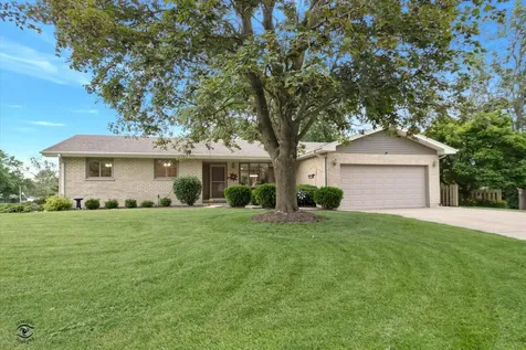 1013 Northern Drive Lockport IL 60441