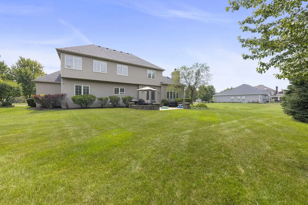 12814 Grande Pines Boulevard Plainfield IL 60585