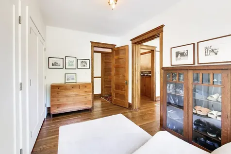 240 South Marion Street Oak Park IL 60302