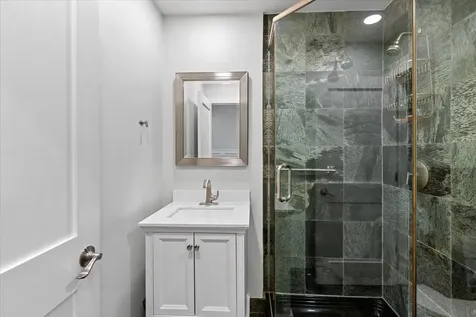 1147 West Taylor Street Chicago IL 60607