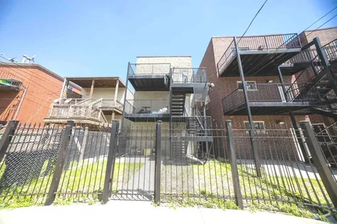 2711 West Polk Street Chicago IL 60612