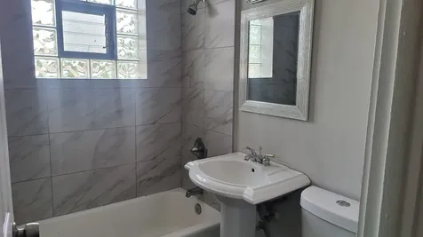 29 N Hillside Avenue Hillside IL 60162