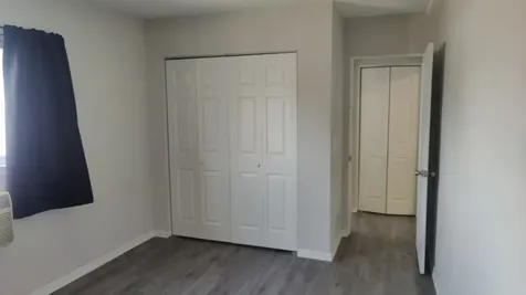 29 N Hillside Avenue Hillside IL 60162
