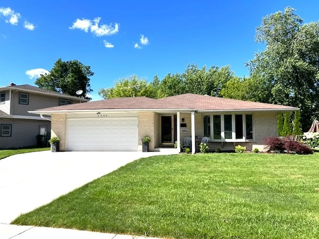 3600 Brookmeade Drive Rolling Meadows IL 60008