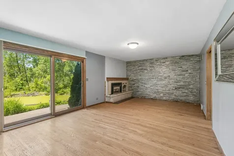 1191 Hunters Lane Libertyville IL 60048