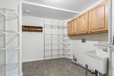 1191 Hunters Lane Libertyville IL 60048