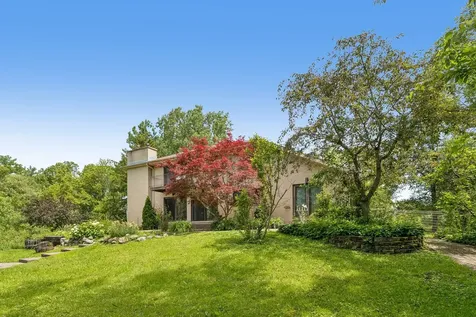 1191 Hunters Lane Libertyville IL 60048