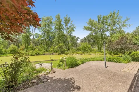 1191 Hunters Lane Libertyville IL 60048