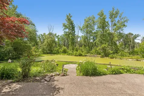 1191 Hunters Lane Libertyville IL 60048