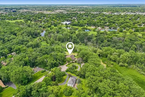 1191 Hunters Lane Libertyville IL 60048
